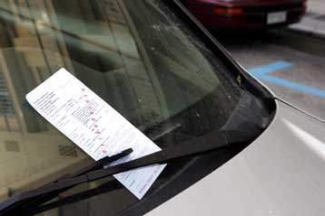 Τη Δευτέρα η πρεμιέρα για το σύστημα ελεγχόμενης στάθμευσης στην Αθήνα