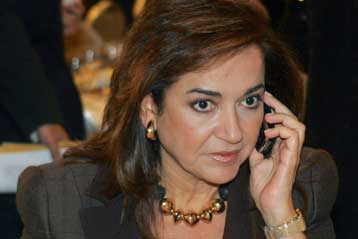 Για το περιεχόμενο των συνομιλιών της με τον Αμπ.Γκιουλ μιλά η Ντ.Μπακογιάννη