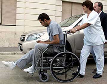 Noκ άουτ ο Εντού για περισσότερους από έξι μήνες