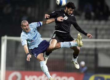 Για το ακυρωθέν γκολ και τον επόπτη διαμαρτύρεται ο Ιωνικός