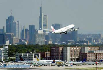 Τρομοκρατική επίθεση σε επιβατική πτήση ίσως σχεδιαζόταν το καλοκαίρι στη Γερμανία