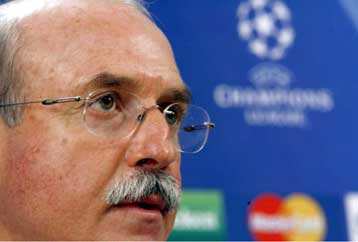 Μια μεγάλη ΑΕΚ θέλει να δει ο Φερέρ απέναντι στην Μίλαν