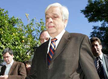 Το ΣτΕ «παγώνει» τις προαγωγές γενικών διευθυντών στα υπουργεία