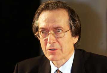 Παρουσία μικρών αναγνωστών η απονομή των κρατικών βραβείων παιδικού βιβλίου 2005