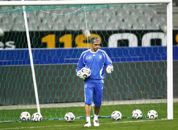 Πτώση δύο θέσεων η Ελλάδα στην παγκόσμια κατάταξη της FIFA