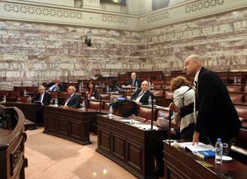 Δικαιοσύνη και σύσταση Συνταγματικού Δικαστηρίου στη συζήτηση για την Αναθεώρηση