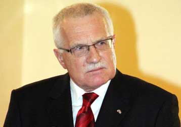 Συνάντηση Καραμανλή-Κλάους στο Μέγαρο Μαξίμου