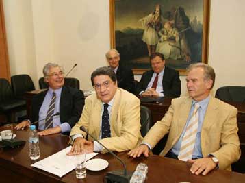 Διαφωνίες και εντός ΝΔ επί του πορίσματος της Επιτροπής για τις υποκλοπές