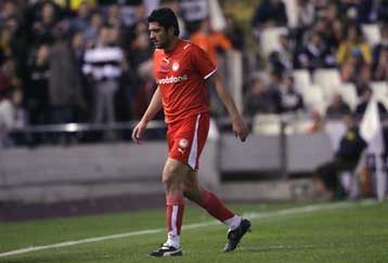 Ρήξη συνδέσμων ο Κωνσταντίνου, νοκ άουτ για τρεις εβδομάδες