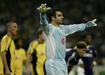 Στο χορό της απόκτησης του Στέφανο Σορεντίνο και η Λάτσιο