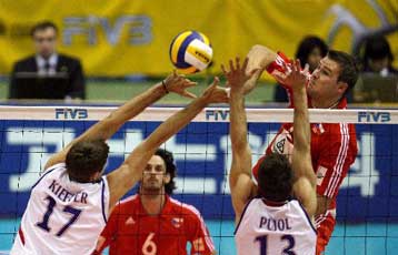 Καθολική επικράτηση των φαβορί στην πρεμιέρα της β φάσης του Παγκοσμίου