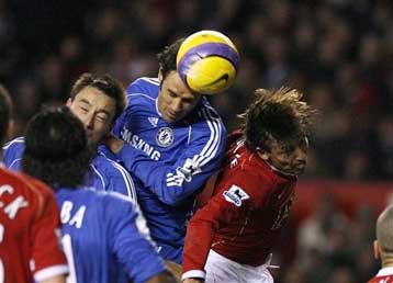 Ως… μη γενόμενο το ντέρμπι του «Ολντ Τράφορντ», αμετάβλητη η κατάσταση στην κορυφή