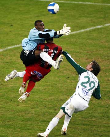 Γλίτωσε τα χειρότερα ο Παναθηναϊκός, 3-2 τον Απόλλωνα Καλαμαριάς που «φωνάζει»