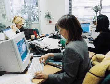 Ποιοι ελεύθεροι επαγγελματίες μπαίνουν στο στόχαστρο του υπουργείου Οικονομικών