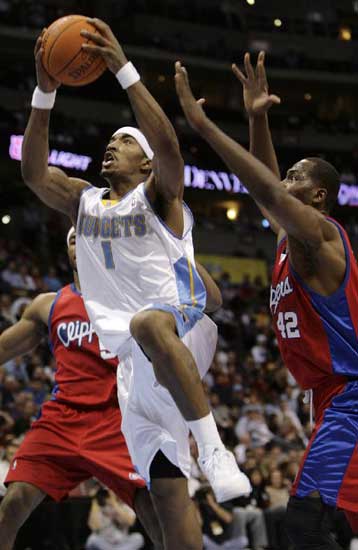 Ούτε οι Νετς σταμάτησαν τους Λέικερς στο Λος Αντζελες