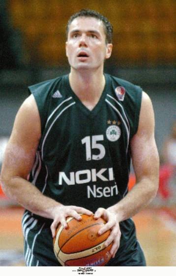 Συναίσθημα αλλά και νίκη από τον Ομπράντοβιτς για την Παρτιζάν