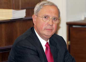 Το θέμα του δημόσιου χρέους δεν λύνεται με αναθεώρηση του ΑΕΠ, λέει ο Ν.Γκαργκάνας