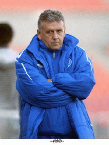 Επιθετικός και αυτοπεποίθηση τα ζητούμενα του Μπουμπένκο για τον Ηρακλή