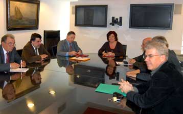 Συμβατή η ιδιότητα του διευθυντή σχολείου με αυτή του δημοτικού συμβούλου