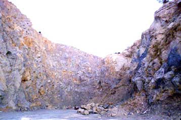 Μεγάλα πρόστιμα από τo ΥΠΕΧΩΔΕ σε λατομεία στο Μαρκόπουλο