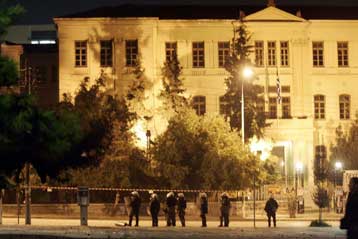 Ποινές με αναστολή στους συλληφθέντες για τα επεισόδια στην πορεία του Πολυτεχνείου