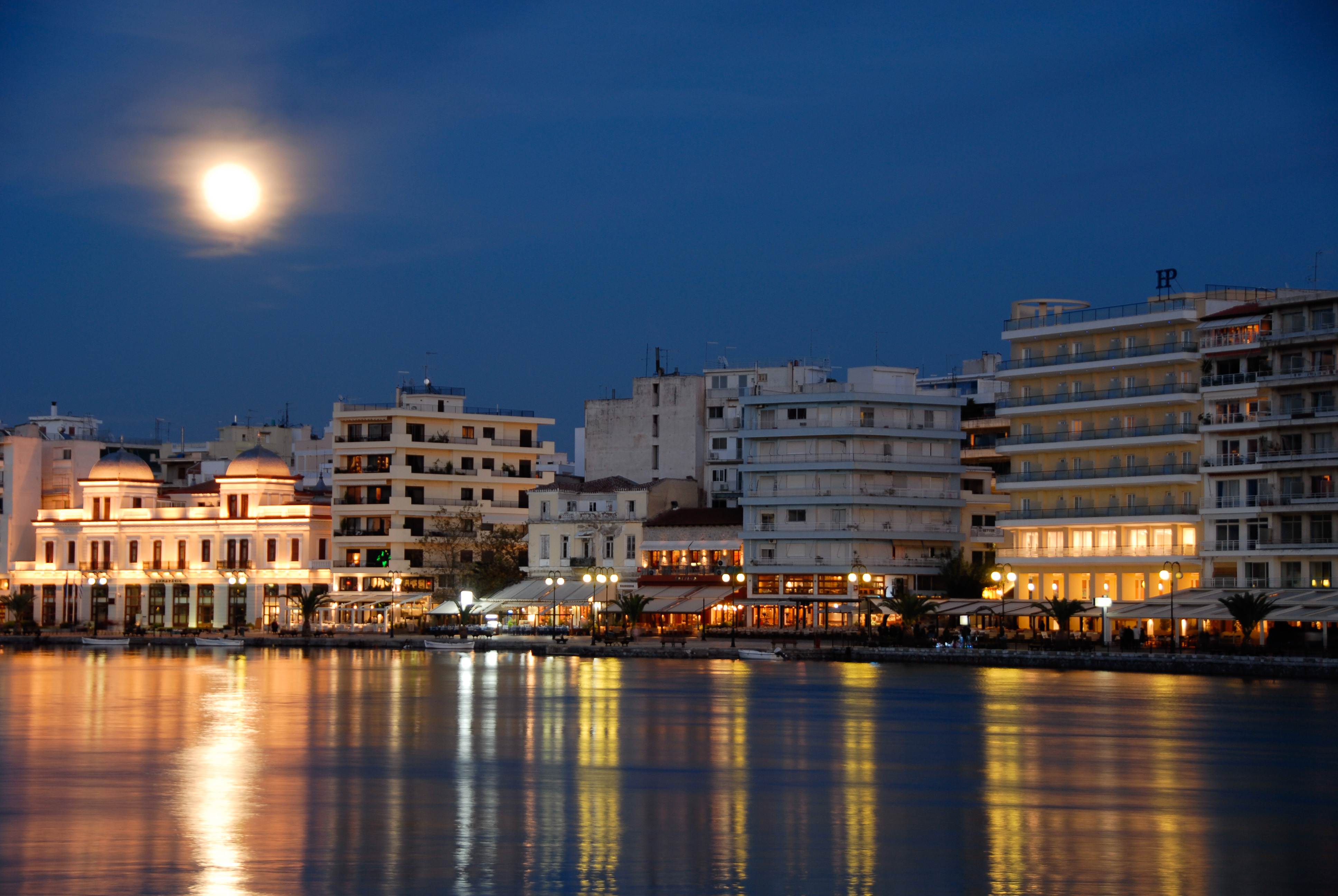 Έχει πανσέληνο απόψε…