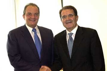 Συνάντηση Καραμανλή-Πρόντι τη Δευτέρα στο Μέγαρο Μαξίμου