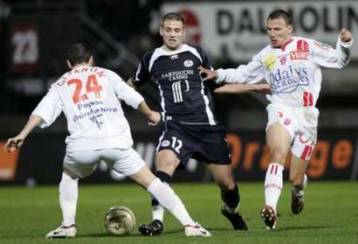 Εκανε την ανατροπή και νίκησε η Λιλ αλλά «έχασε» τον Σίλβα