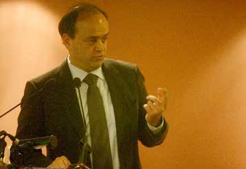 Διευκρινίσεις Τσιτουρίδη σχετικά με τις δηλώσεις για τον τρόπο υπολογισμού των συντάξεων