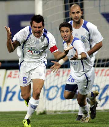 Δεύτερη η Καλλιθέα μετά τη νίκη της με 2-1 επί του Αστέρα Τρίπολης