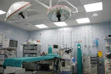 «Αιμορραγία» εκατομμυρίων από τα νοσοκομεία λόγω υπέρογκων προμηθειών