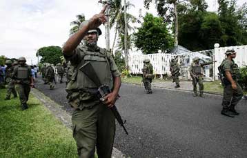 Τη διακυβέρνηση των νησιών Φίτζι ανέλαβε ο αρχηγός των Ενόπλων Δυνάμεων