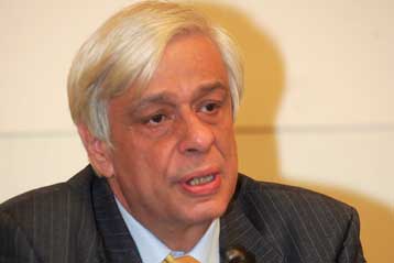 Στη Βουλή ο νέος Κώδικας Δημοσίων Υπαλλήλων