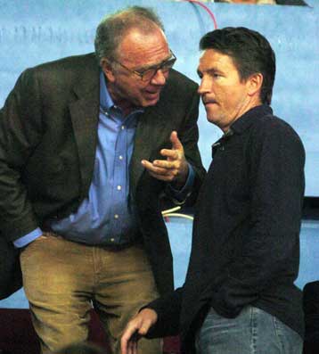 Ξανά στου Ρέντη ο Κόκκαλης, συνομίλησε με Σόλιντ και πέρασε το μήνυμα