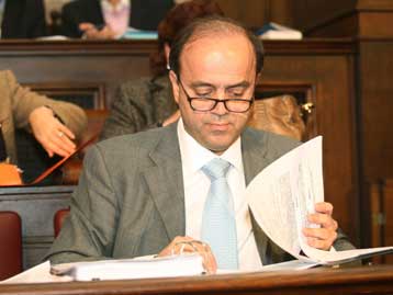 Τα πυρά της αντιπολίτευσης δέχθηκε ο Σ.Τσιτουρίδης για το μίνι ασφαλιστικό νομοσχέδιο