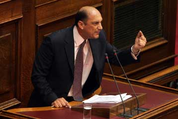 Τρίωρη απολογία του Πέτρου Μαντούβαλου στον εφέτη ανακριτή