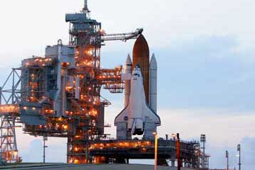 Αναβλήθηκε η εκτόξευση του διαστημικού λεωφορείου Discovery