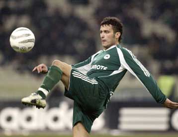 Ο Γκονζάλες στην αποστολή του Παναθηναϊκού για τον αγώνα με τη Λάρισα