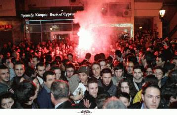 «Λαοθάλασσα» στο AEK Shop της Καβάλας για Νικολαΐδη, Τζιωρτζιόπουλο