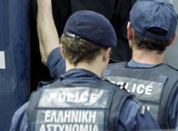 Σύλληψη 21χρονου στη Νίκαια για το βιασμό ανήλικων αγοριών