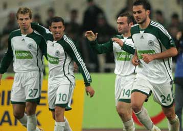 Παρατηρήσεις από Βαρδινογιάννη σε παίκτες στην Παιανία