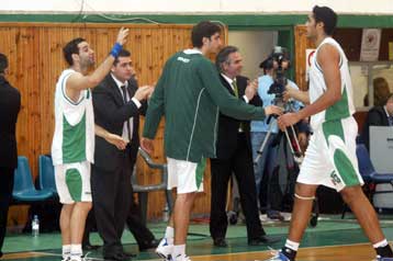 Με Μπαξεβάνη στον πάγκο του συνεχίζει ο Μακεδονικός