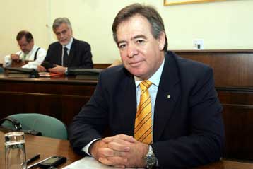 Υπάρχει ολιγοπώλιο στον τομέα του γάλακτος, δήλωσε ο υφυπουργός Αγροτικής Ανάπτυξης