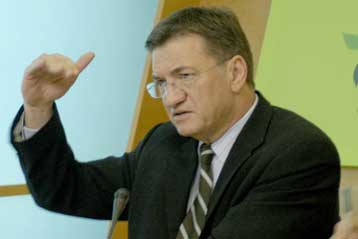 Καμία συζήτηση για τον εκλογικό νόμο, απαντά το ΠΑΣΟΚ στον Β.Μεϊμαράκη