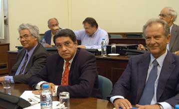 «Όχι» σε εξεταστική επιτροπή για τις υποκλοπές είπε η κυβέρνηση