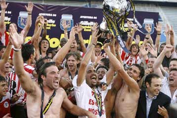 Γεγονός η μεγάλη ανατροπή στην Αργεντινή, η Εστουντιάντες κατέκτησε το Απερτούρα