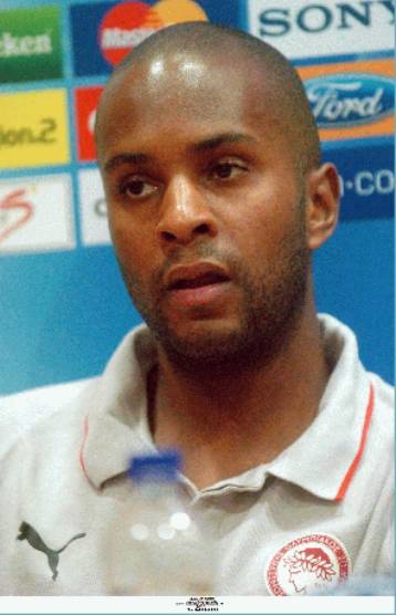 Υπολογίζει «Τζόλε» και Καφέ ο Σόλιντ εν όψει Ιωνικού – Αμφίβολος ο Ντομί