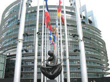 To Ευρωκοινοβούλιο ενέκρινε τον προϋπολογισμό της ΕΕ για το 2007