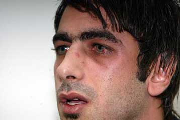 Ευθύνες σε οκτώ αστυνομικούς για τον ξυλοδαρμό του Κύπριου φοιτητή