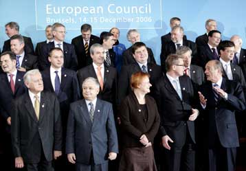 Διχασμένη η ΕΕ για το θέμα της διεύρυνσης, ενωμένη για την Τουρκία